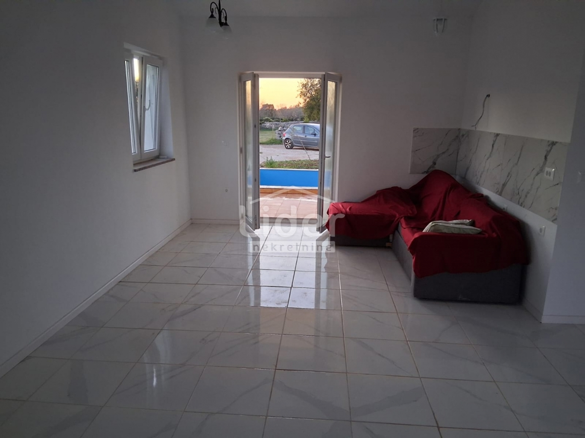 Hiša Svetvinčenat, 70m2