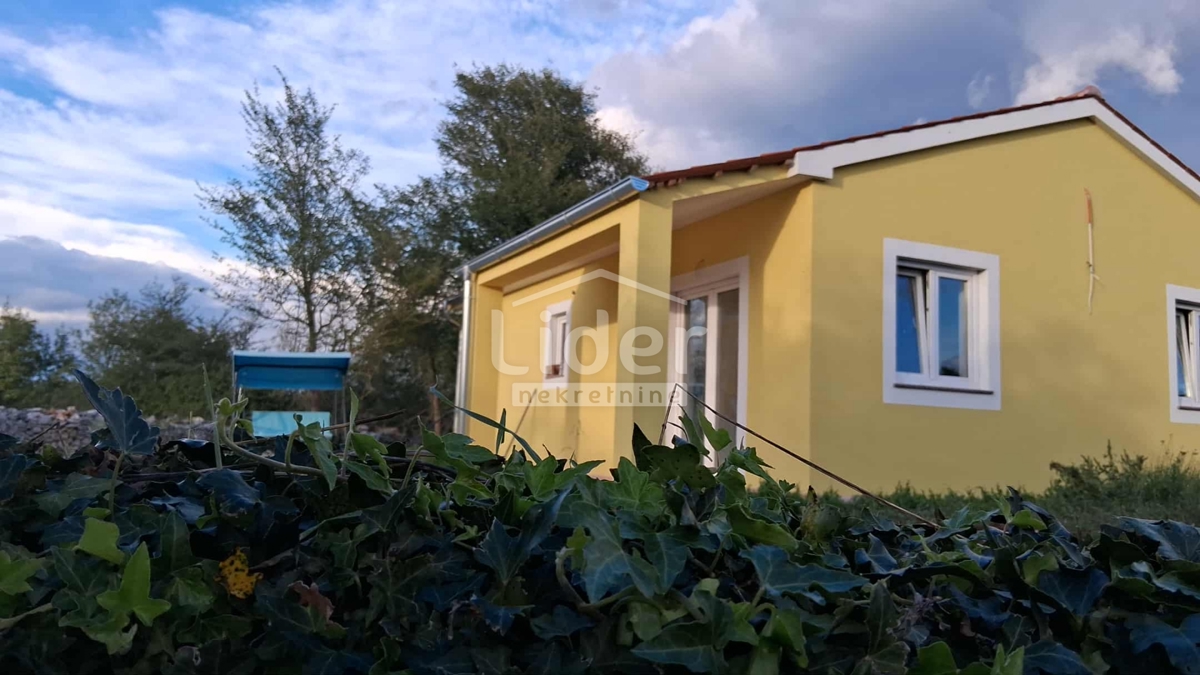 Hiša Svetvinčenat, 70m2