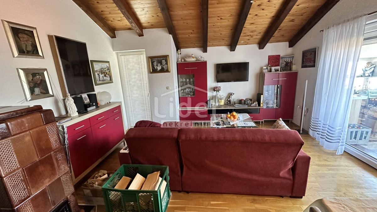 Hiša Donji Karin, Benkovac, 200m2