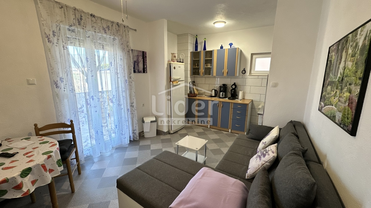 Hiša Donji Karin, Benkovac, 200m2