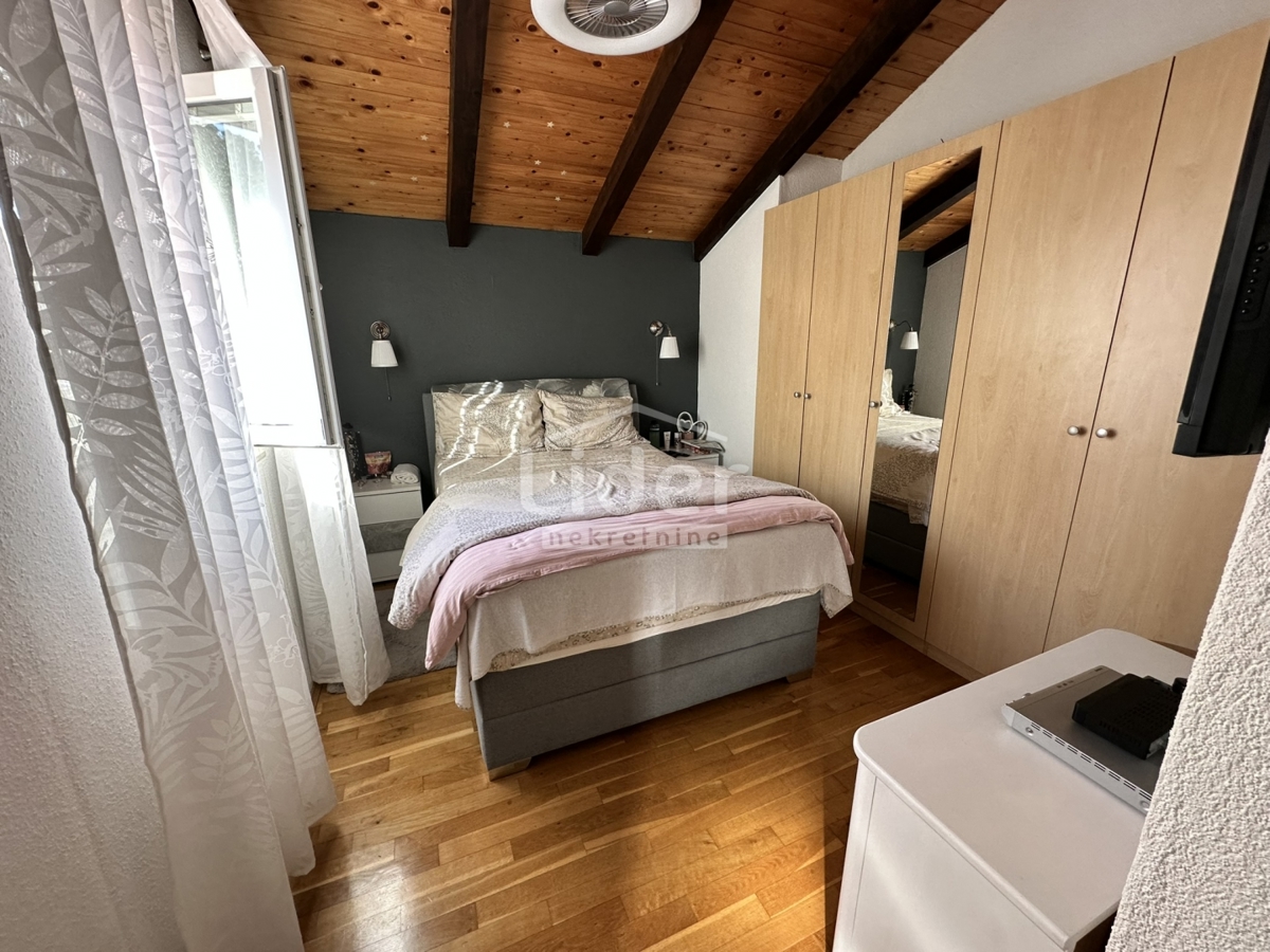 Hiša Donji Karin, Benkovac, 200m2