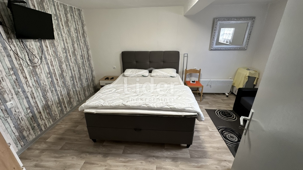 Hiša Donji Karin, Benkovac, 200m2