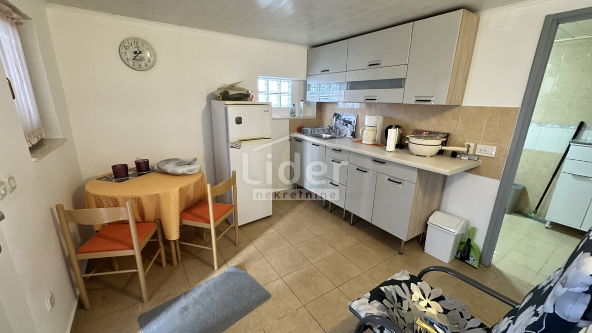 Hiša Donji Karin, Benkovac, 200m2