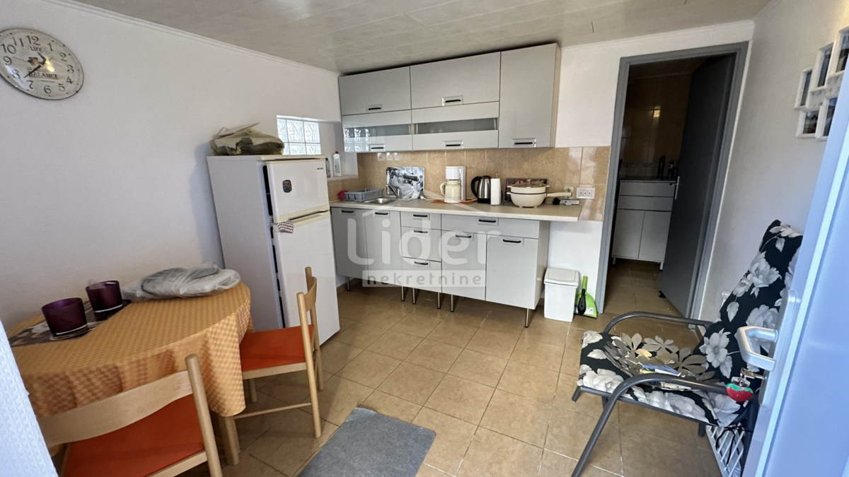 Hiša Donji Karin, Benkovac, 200m2