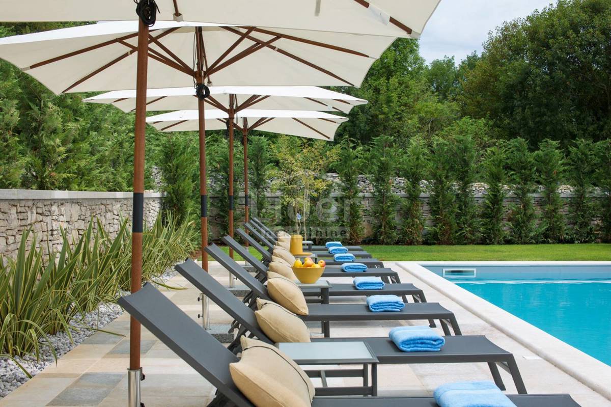 Hiša Kanfanar, 297m2