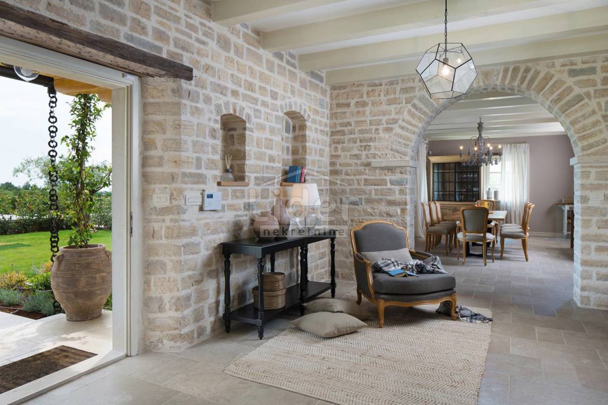 Hiša Kanfanar, 297m2