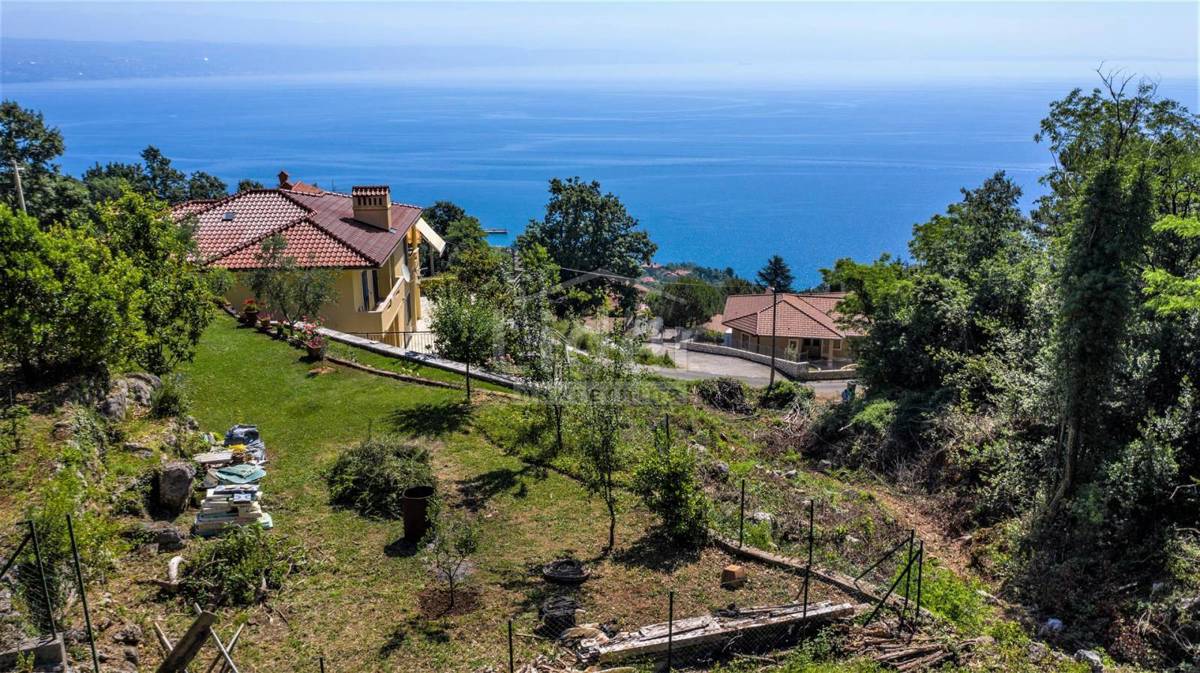 Zemljišče Liganj, 1500m2