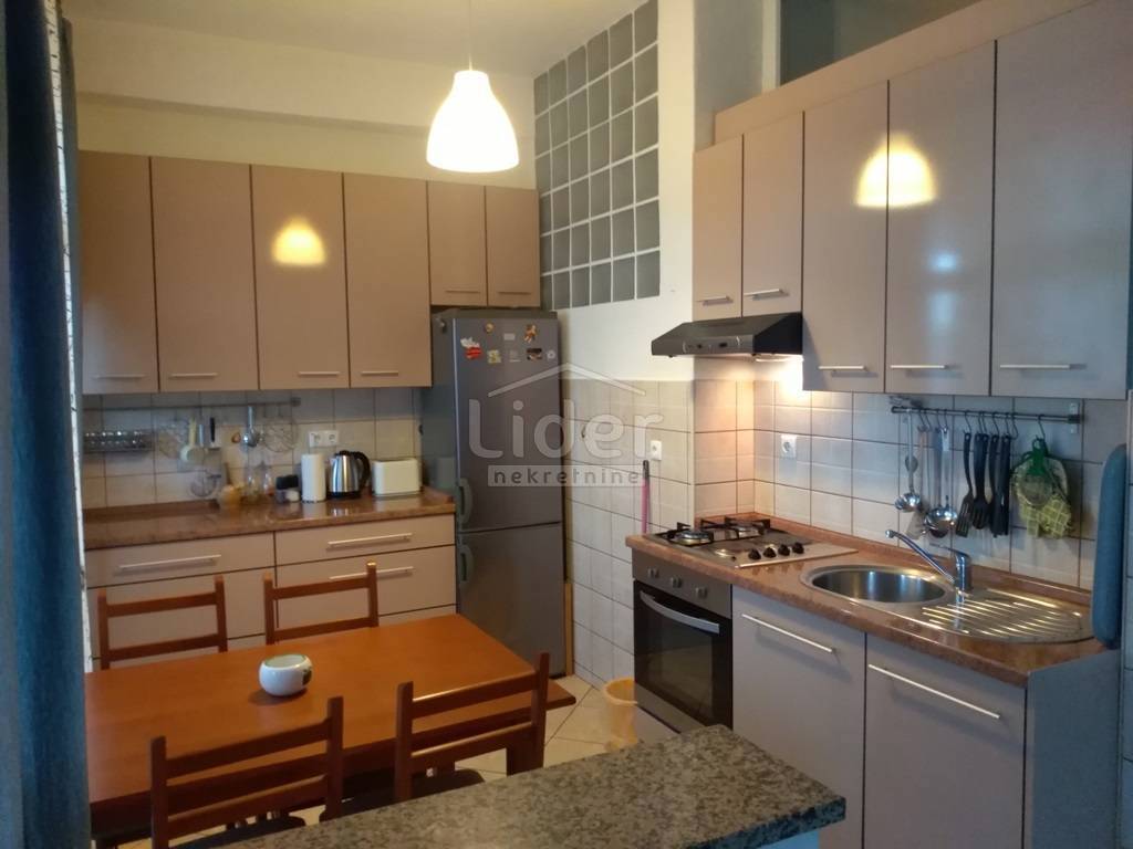 Hiša Novi Vinodolski, 542m2