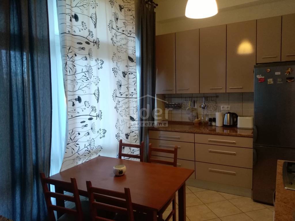 Hiša Novi Vinodolski, 542m2