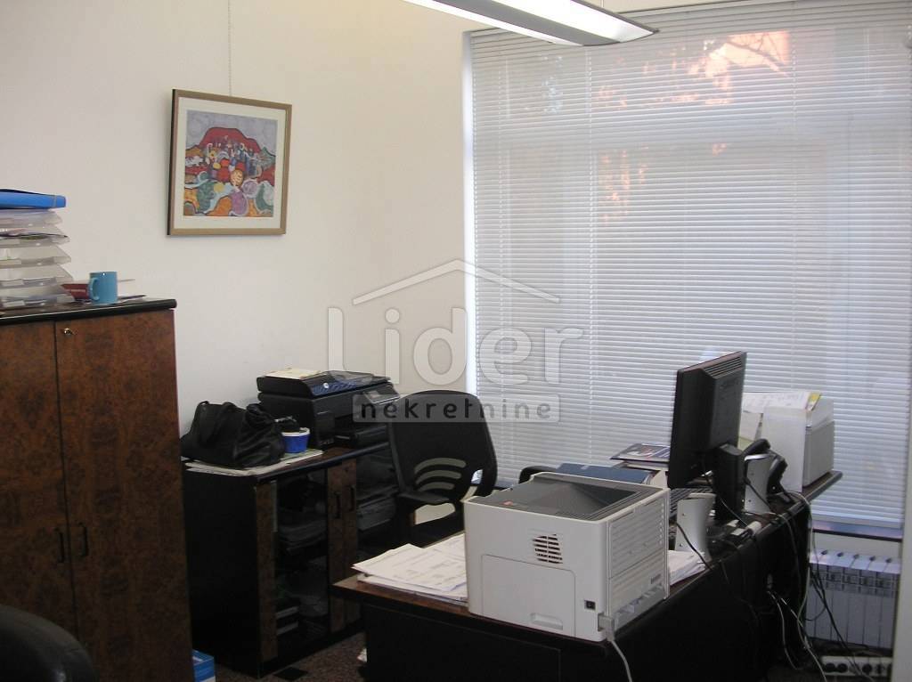 Poslovni prostor Krnjevo, 79m2