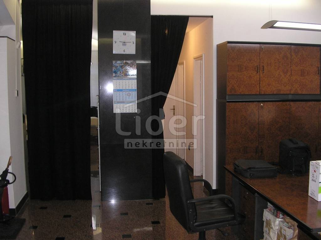 Poslovni prostor Krnjevo, 79m2