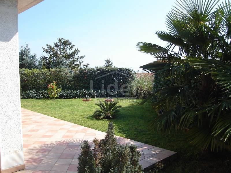 Hiša Ičići, 400m2