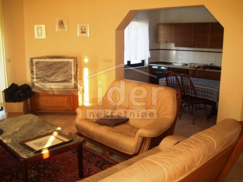 Hiša Viškovo, 800m2