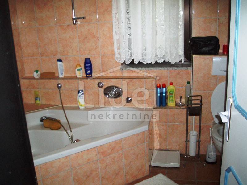 Hiša Viškovo, 800m2