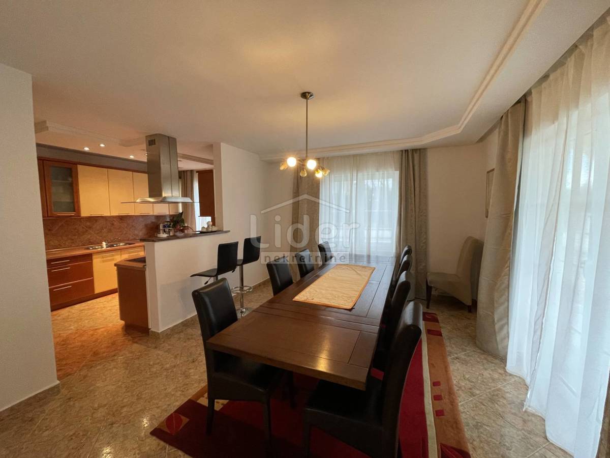 Hiša Stranići kod Nove Vasi, 478m2