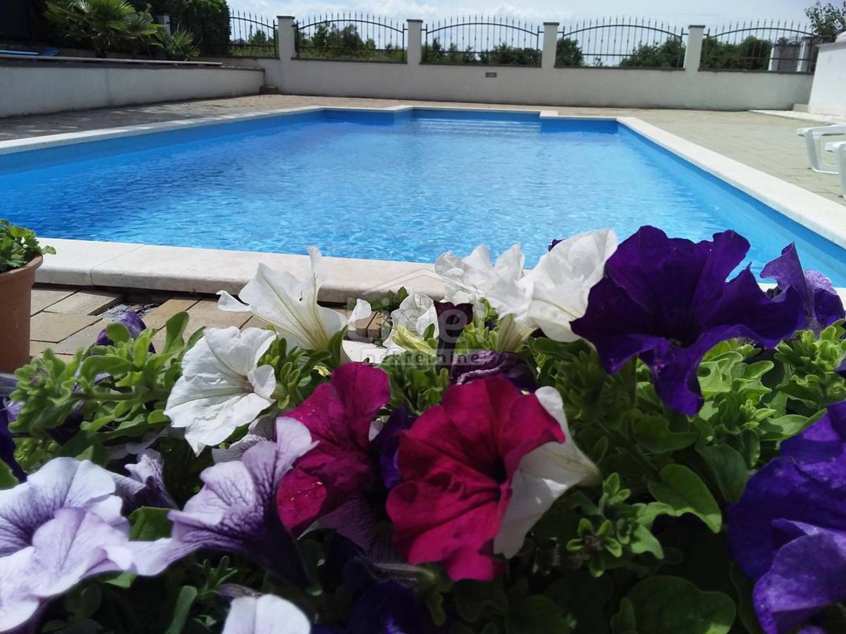 Hiša Stranići kod Nove Vasi, 478m2