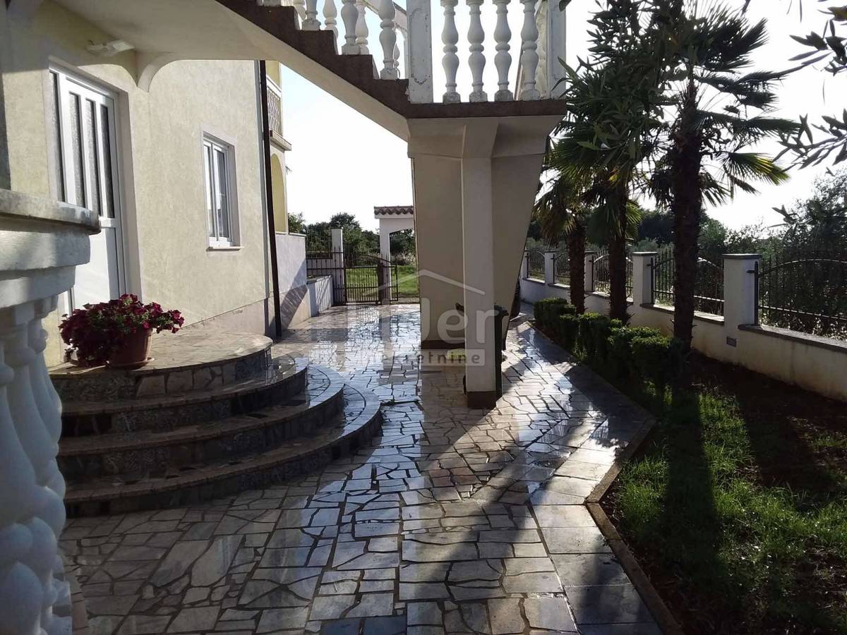 Hiša Stranići kod Nove Vasi, 478m2