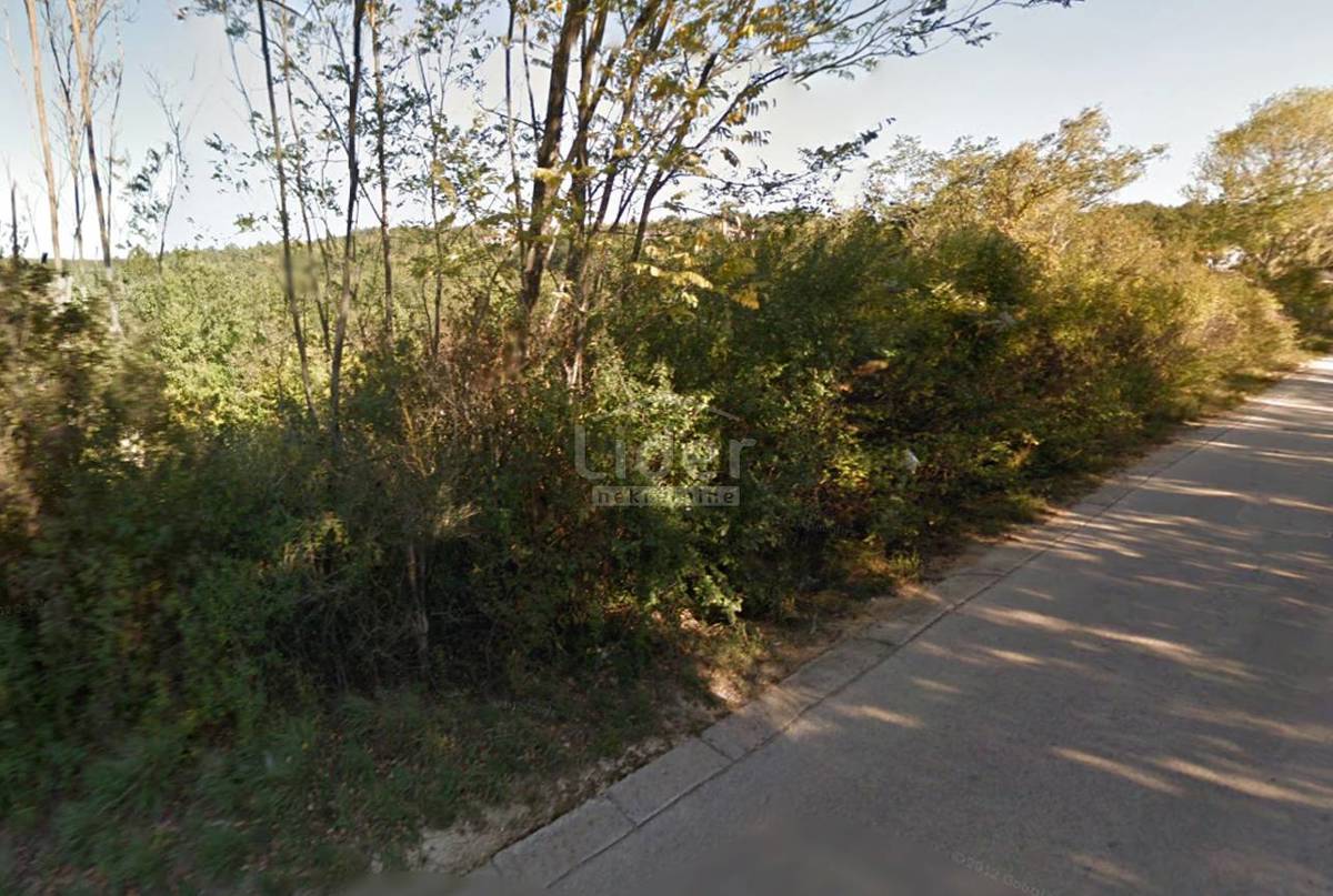 Zemljišče Žminj, 13200m2