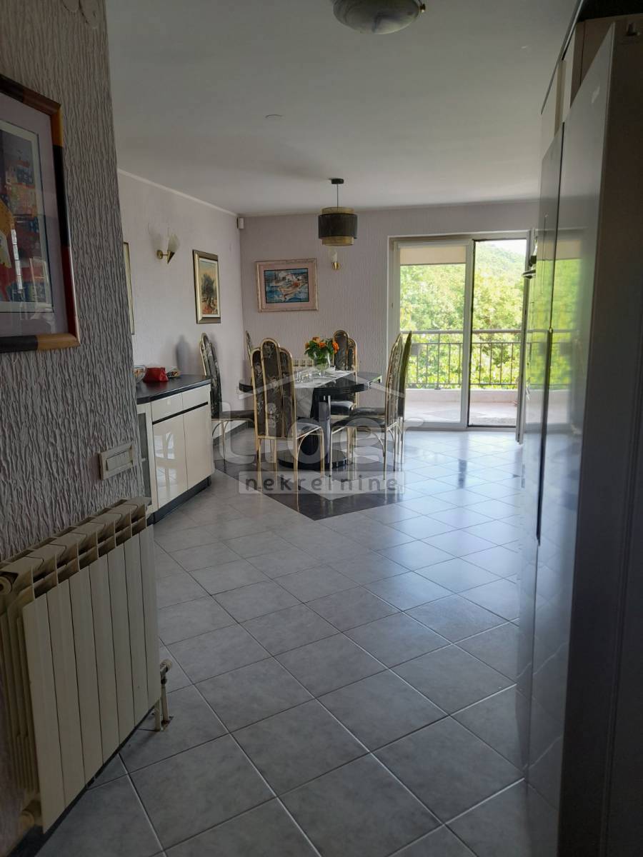 Hiša Škurinje, 250m2