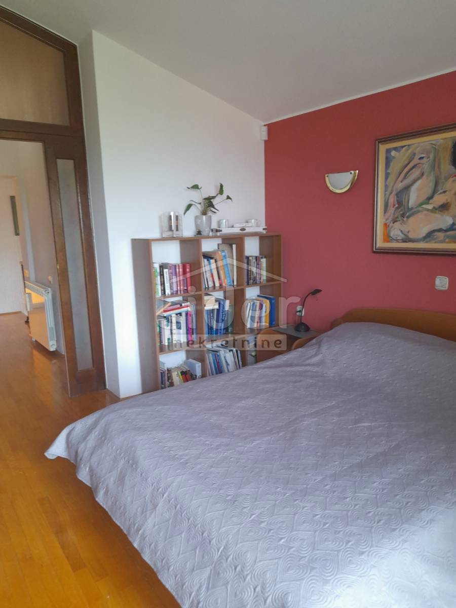 Hiša Škurinje, 250m2