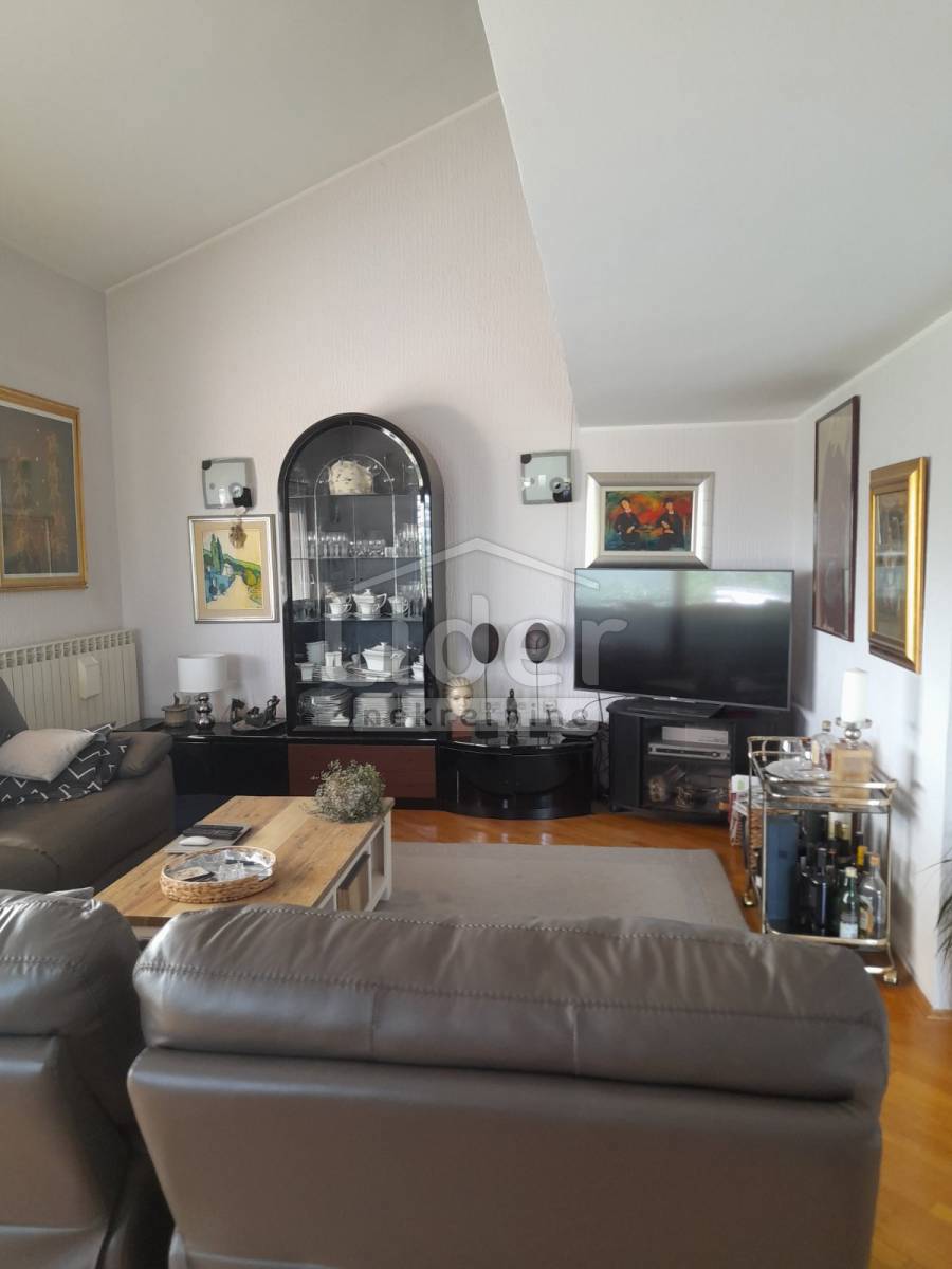 Hiša Škurinje, 250m2