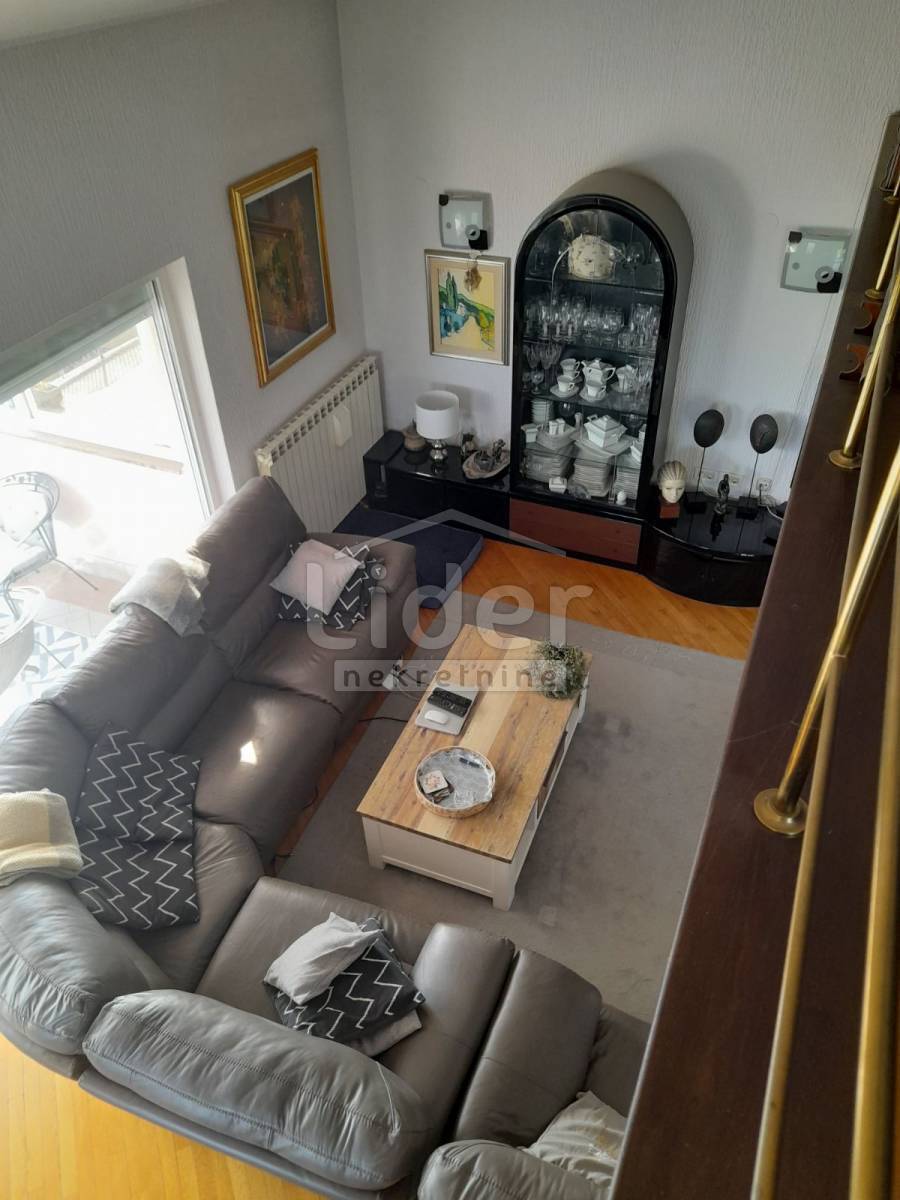 Hiša Škurinje, 250m2