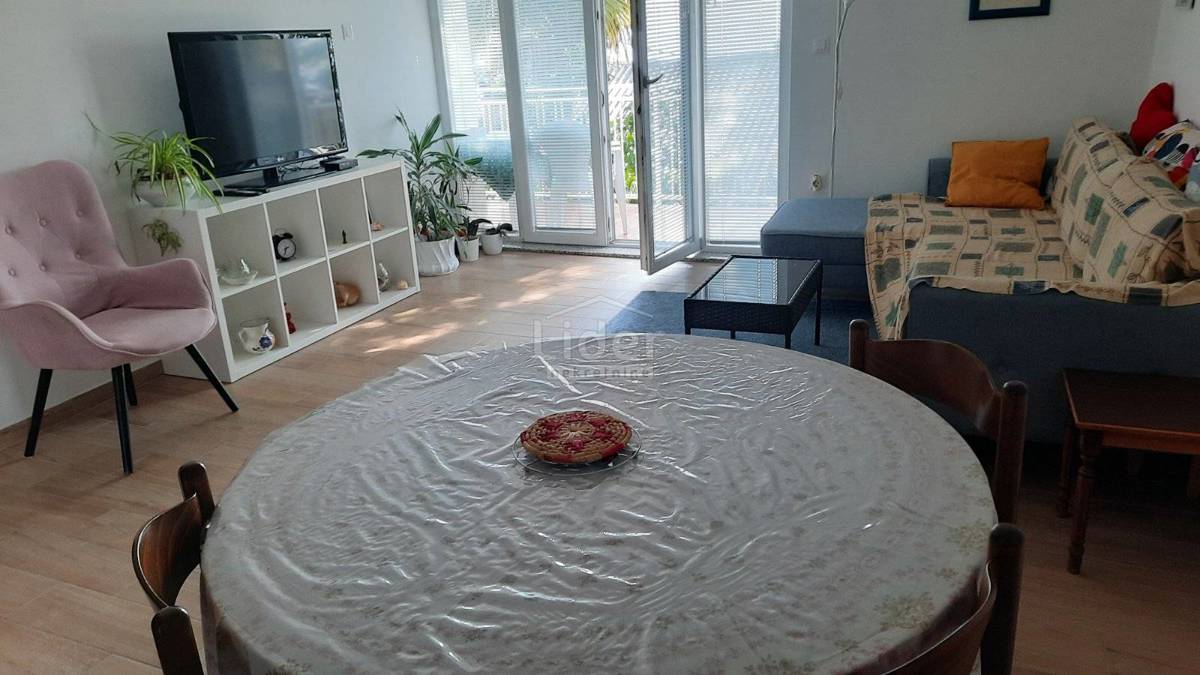 Hiša Krnjevo, 200m2