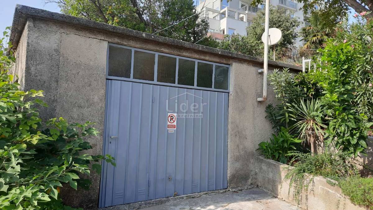 Hiša Krnjevo, 200m2