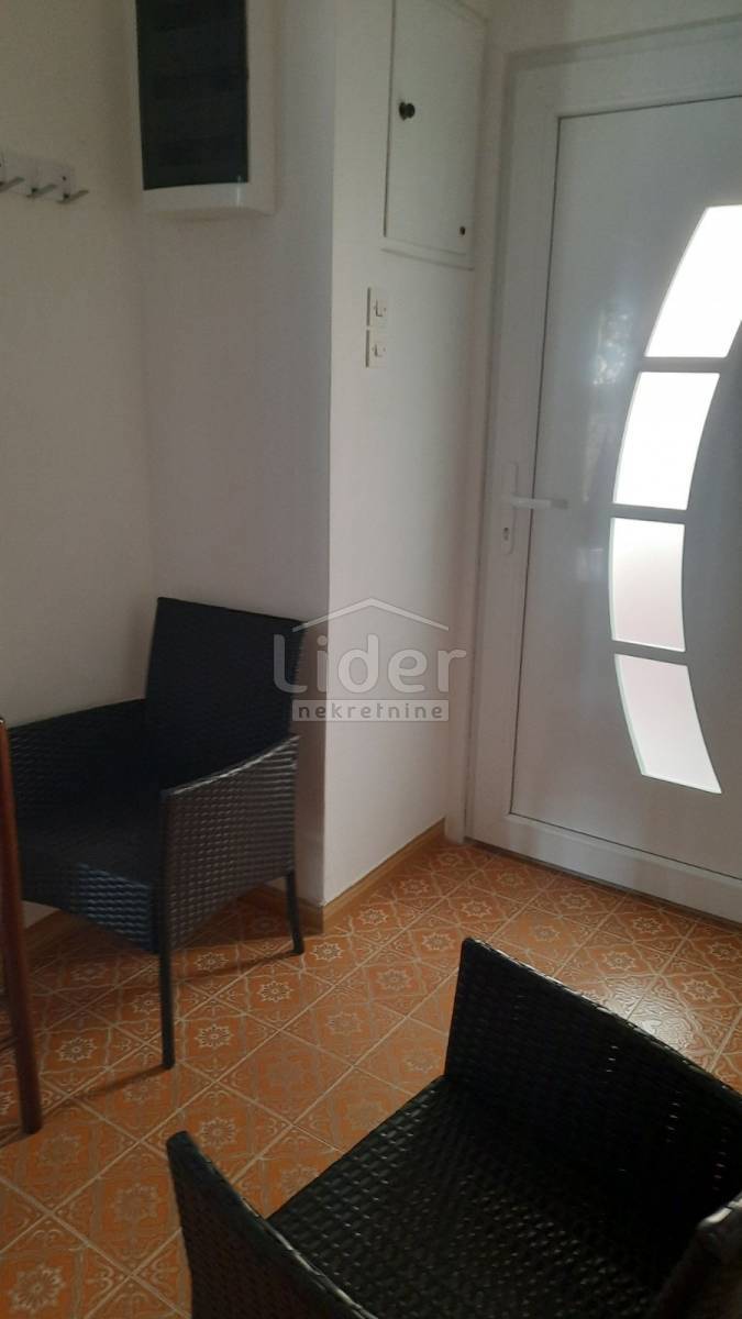 Hiša Krnjevo, 200m2