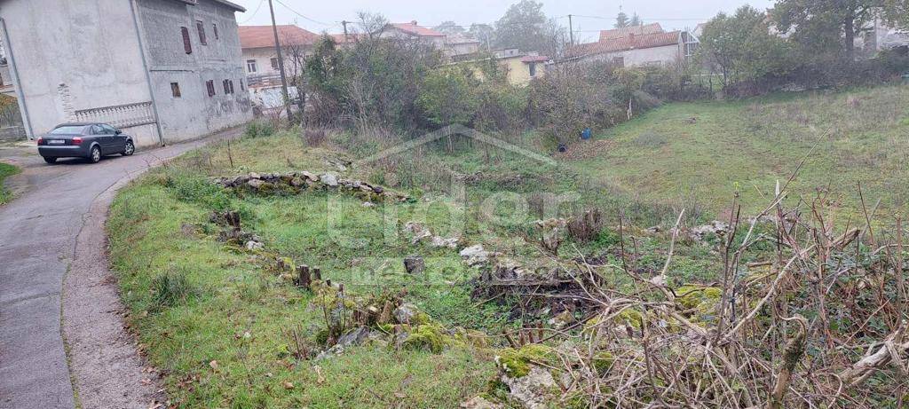 Zemljišče Lipa, 424m2