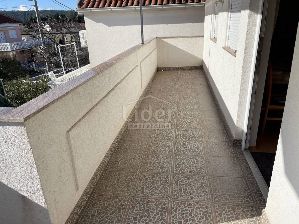 Hiša Gornji Karin, 170m2