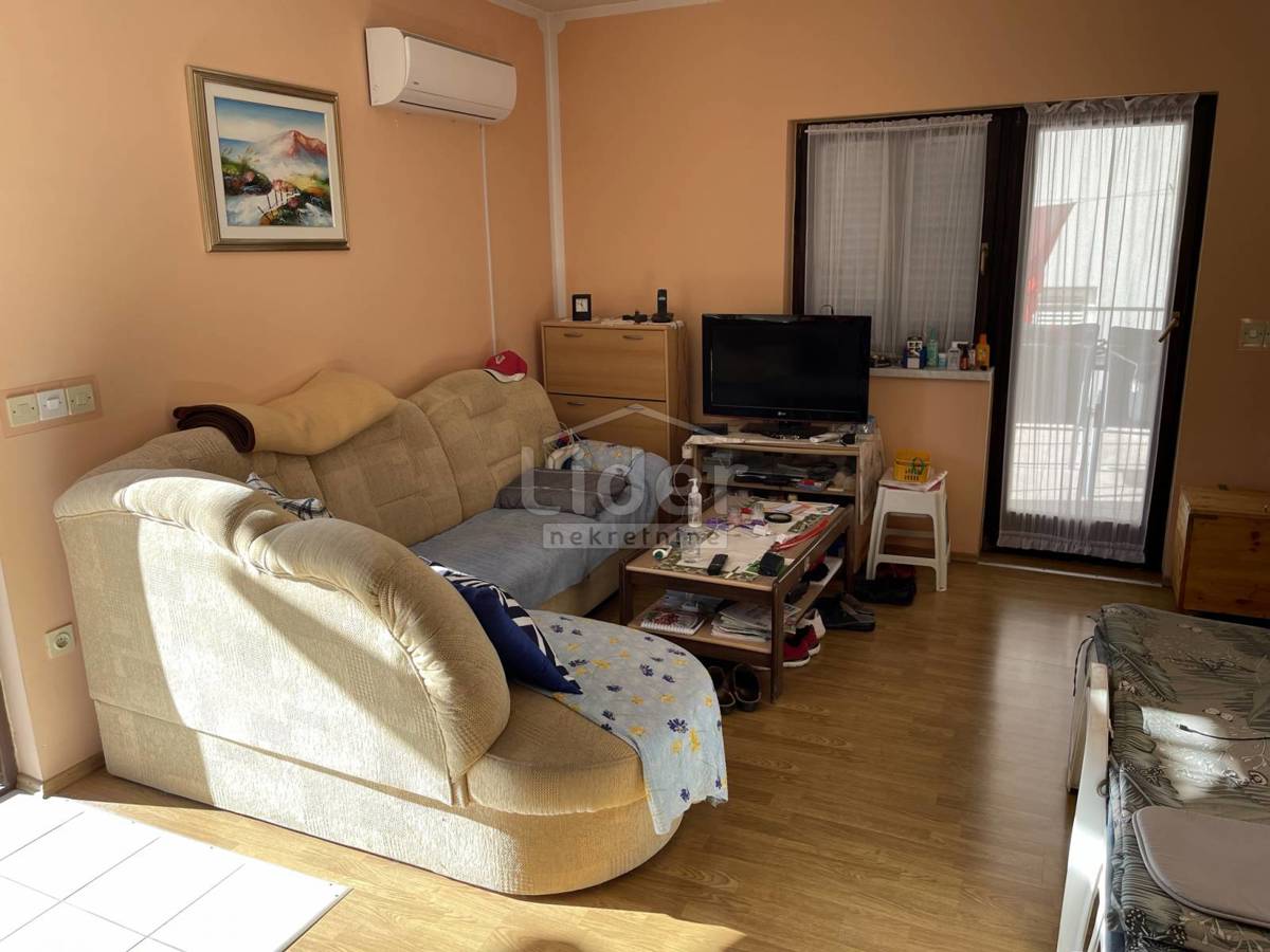 Hiša Gornji Karin, 170m2