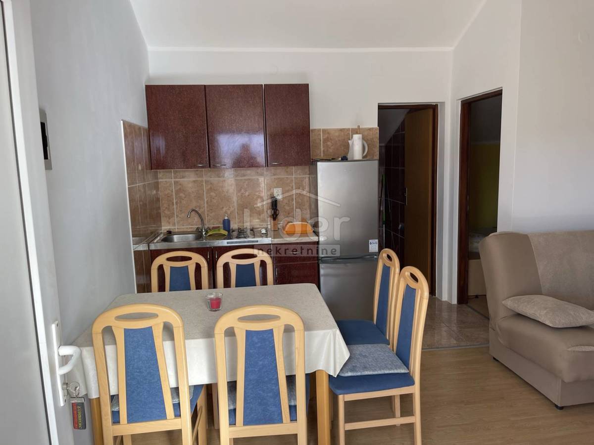 Hiša Gornji Karin, 170m2