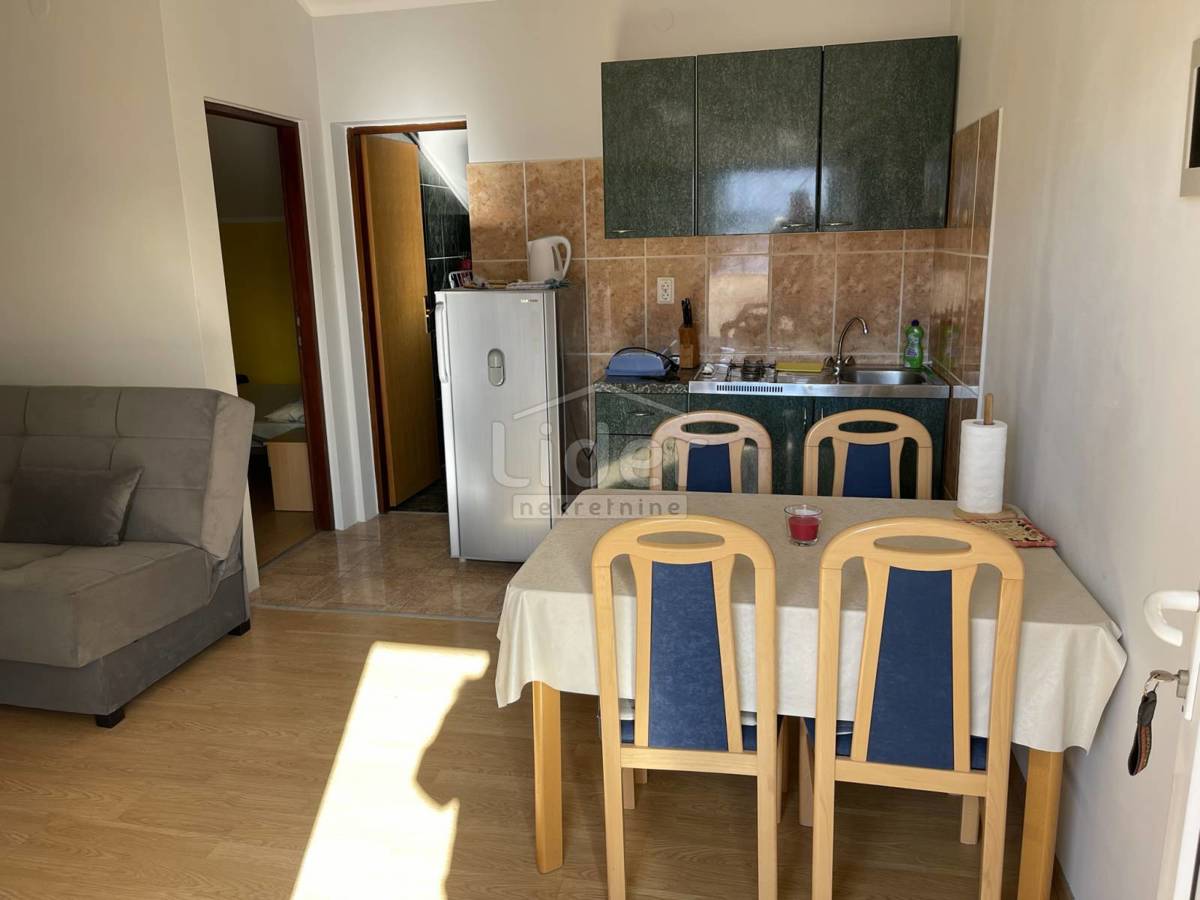 Hiša Gornji Karin, 170m2