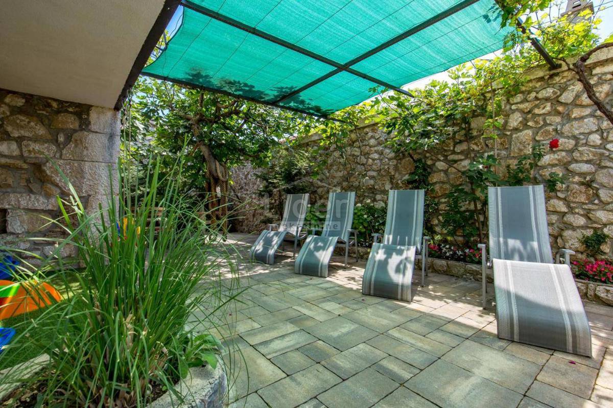 Hiša Tribalj, 300m2