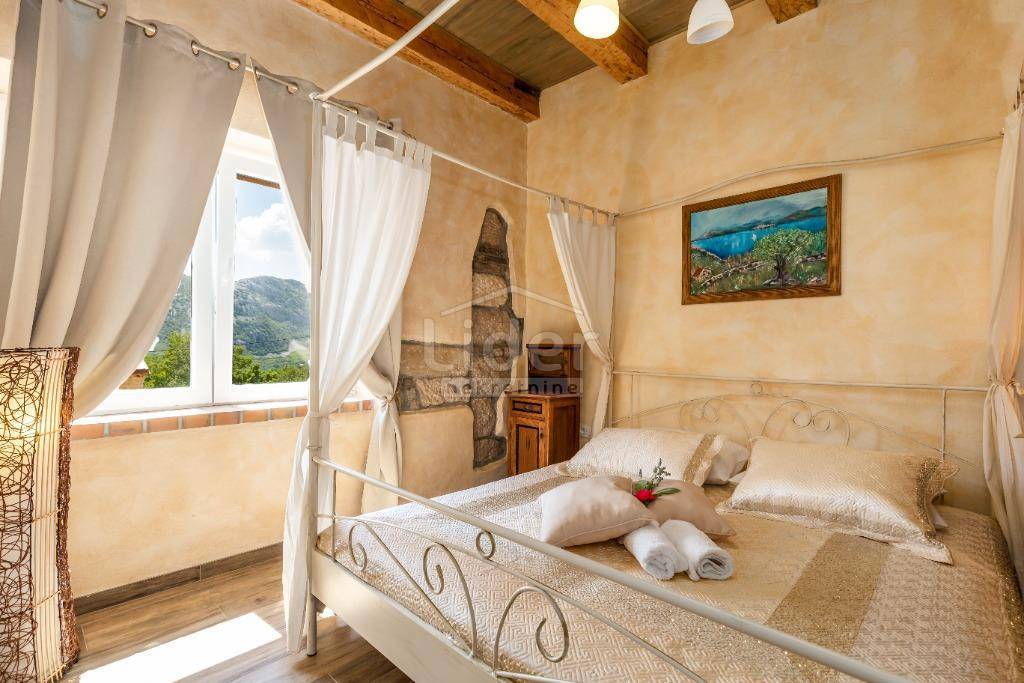 Hiša Tribalj, 300m2