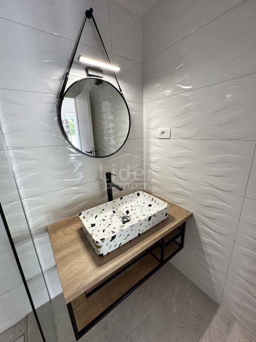 Hiša Poljane, 328m2