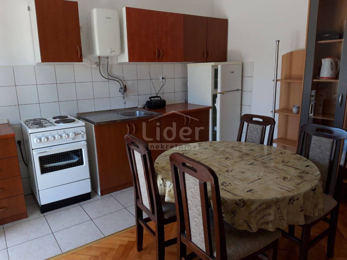 Hiša Jadranovo, 364m2