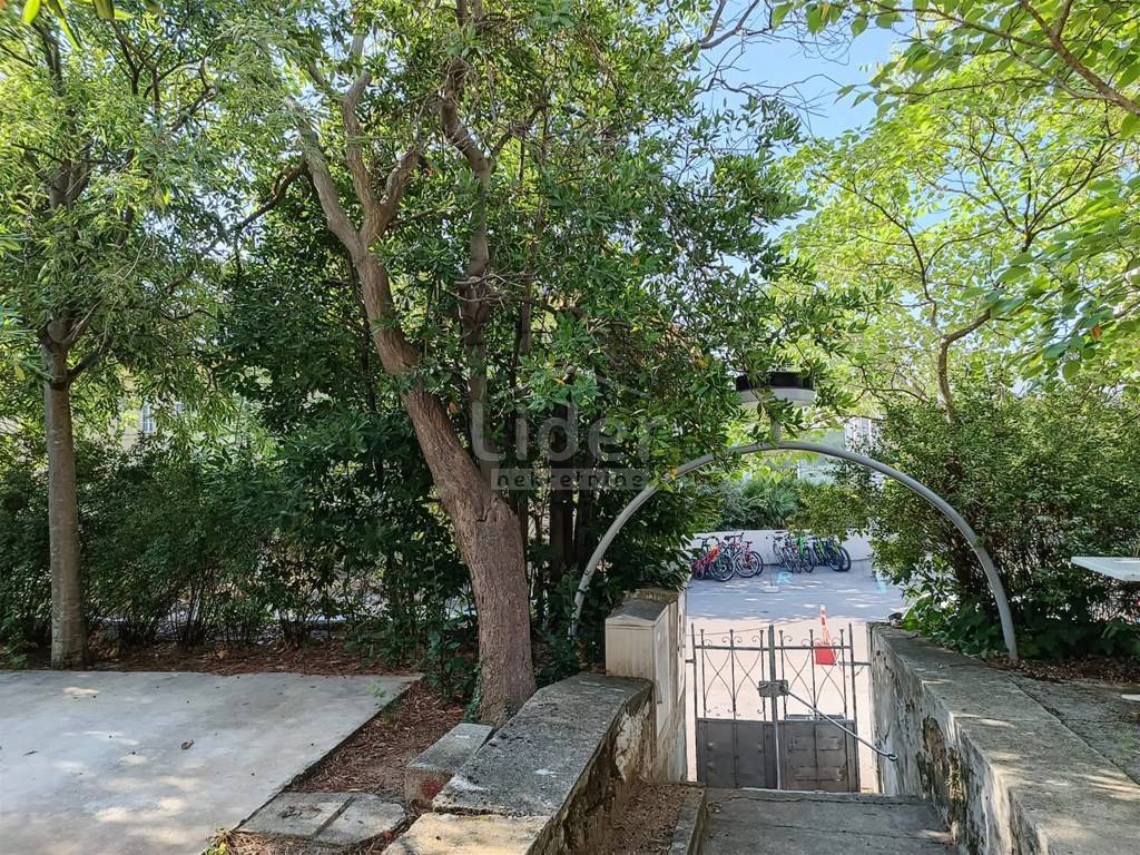 Hiša Novi Vinodolski, 450m2