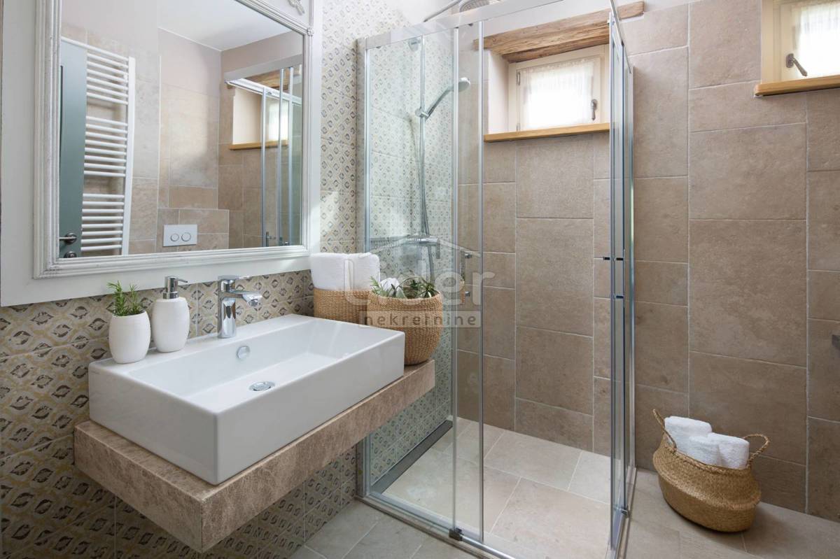 Hiša Kanfanar, 372m2