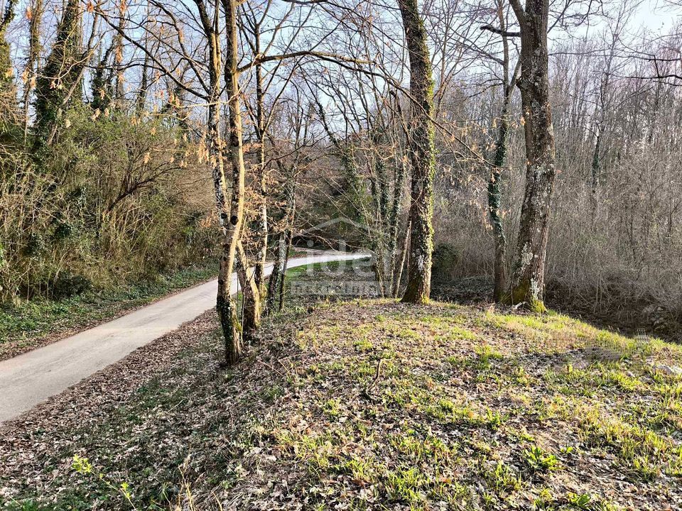 Zemljišče Mečari, 1083m2