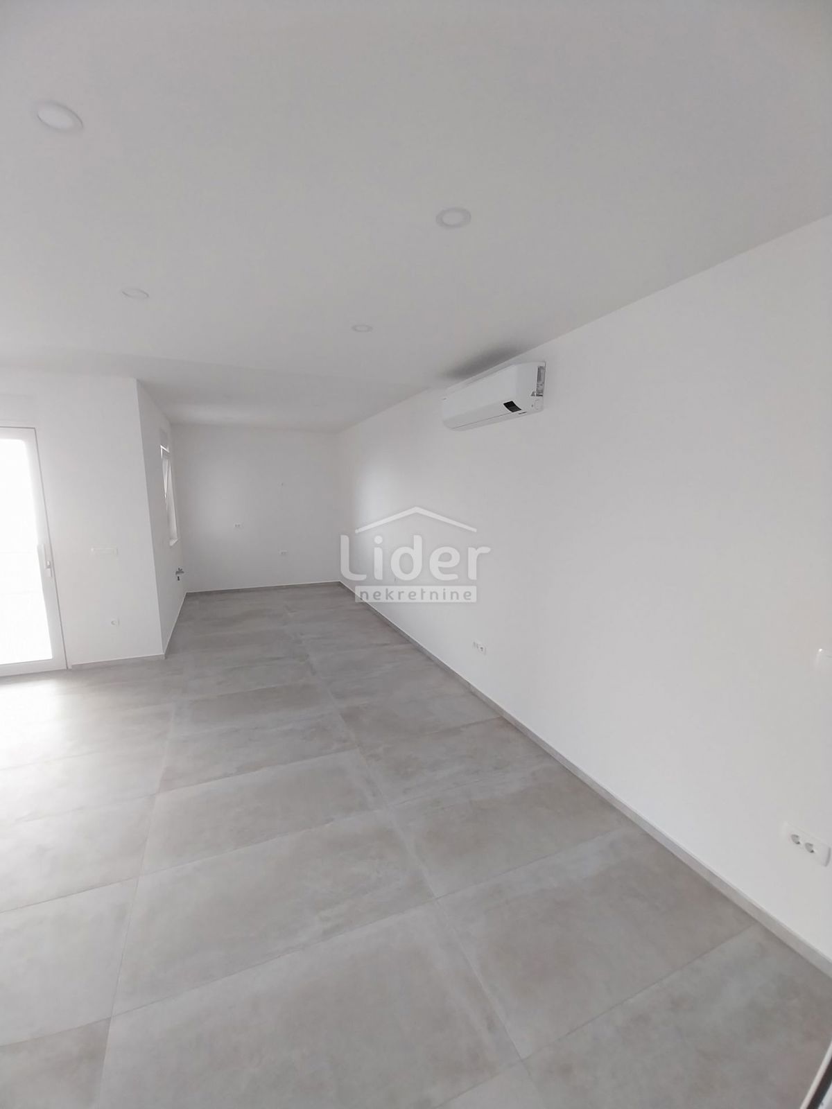 Apartma Mandre, 127m2