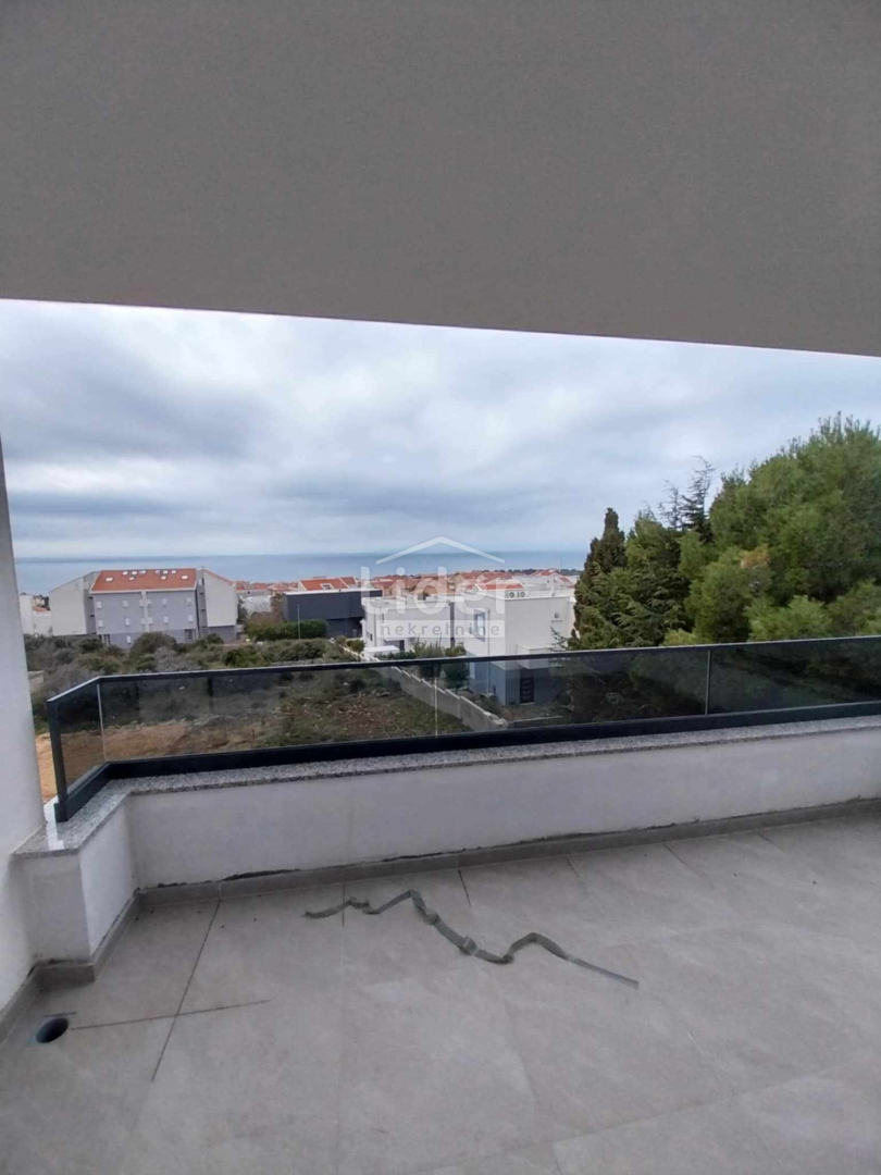 Apartma Novalja, 64m2