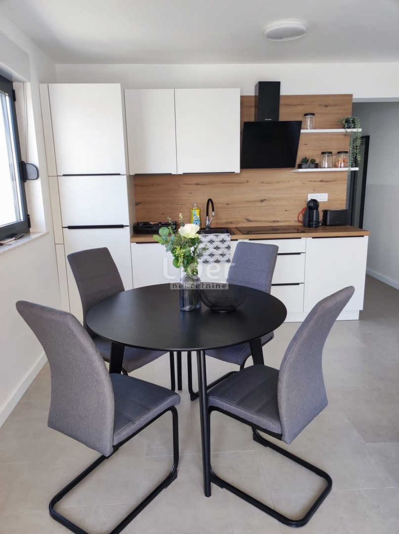 Apartma Povljana, 52m2