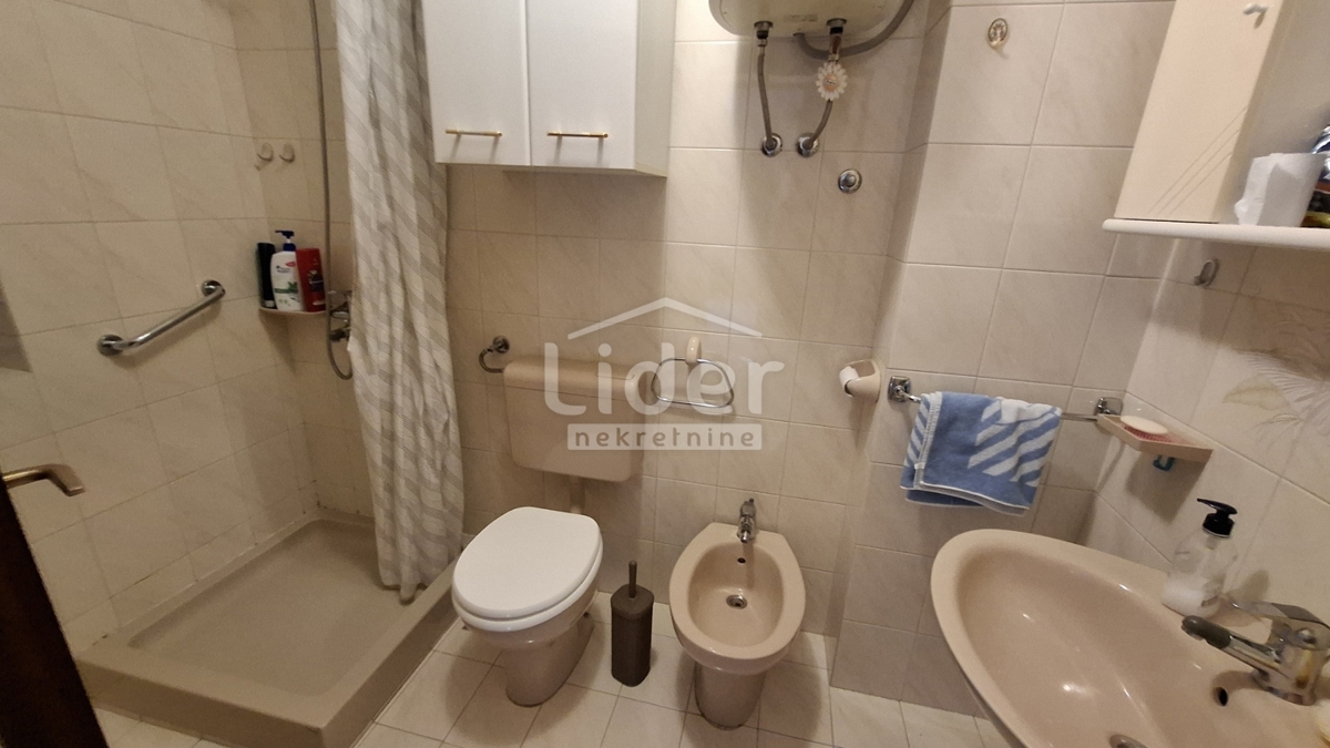 Hiša Rukavac, 300m2