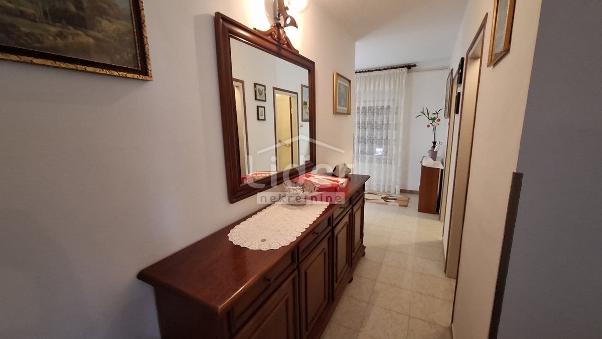 Hiša Rukavac, 300m2