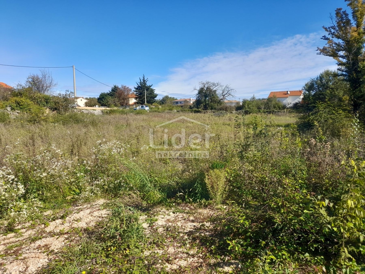 Zemljišče Milohnići, 753m2