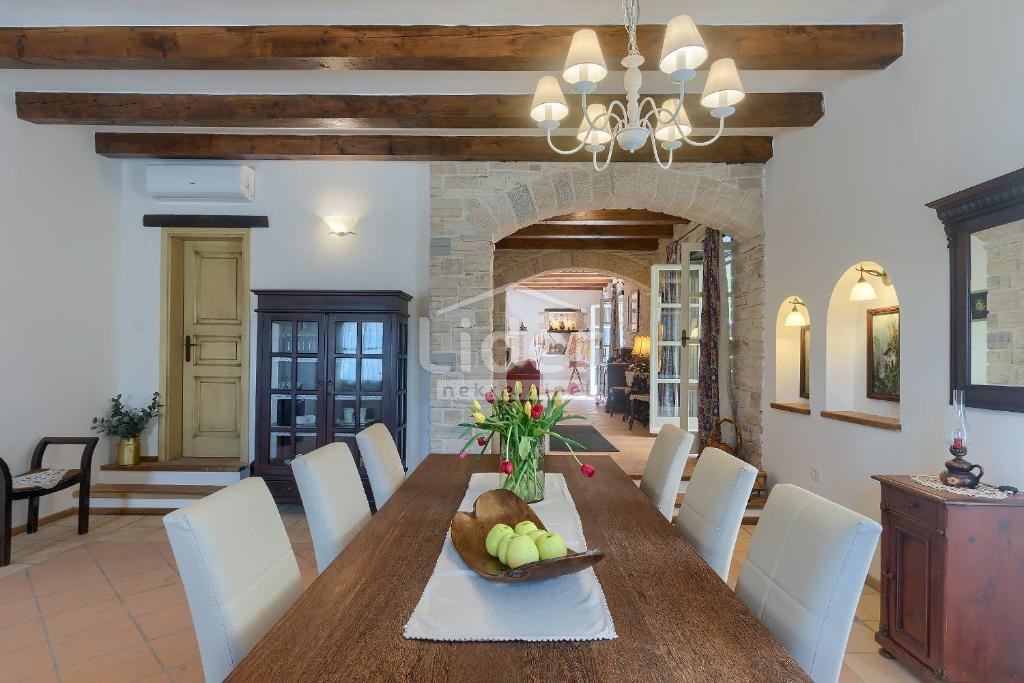 Hiša Muntrilj, 288m2