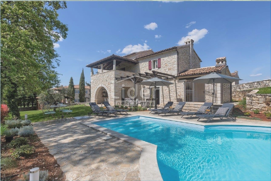 Hiša Muntrilj, 288m2