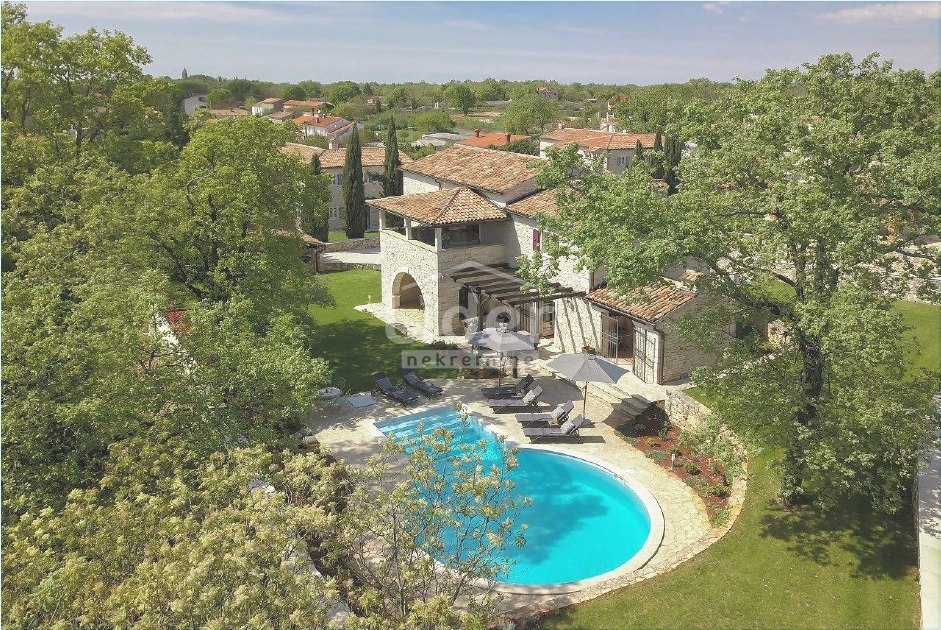 Hiša Muntrilj, 288m2